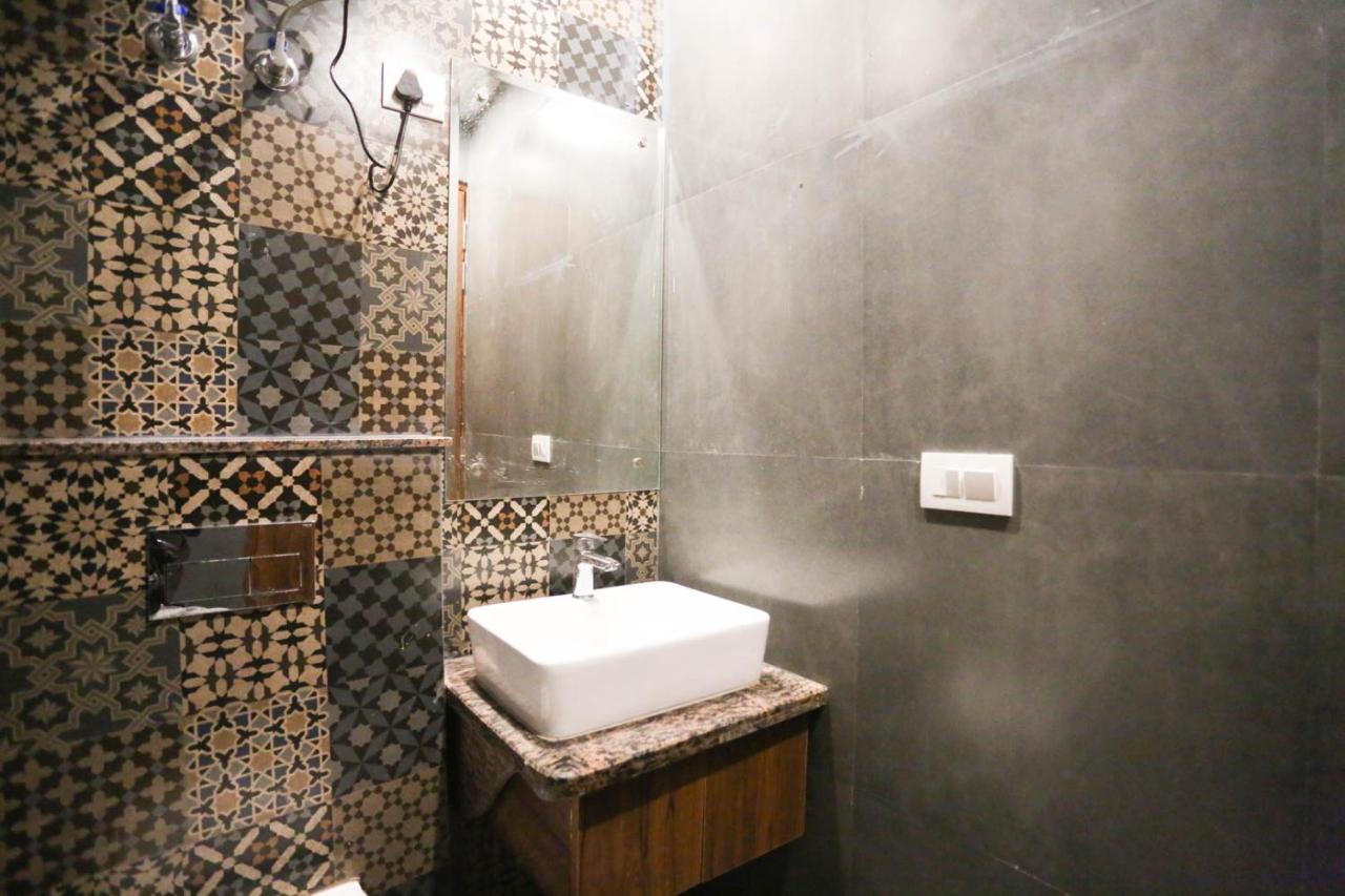 Hotel Swan Suite Near Delhi Airport New Delhi Exterior photo
